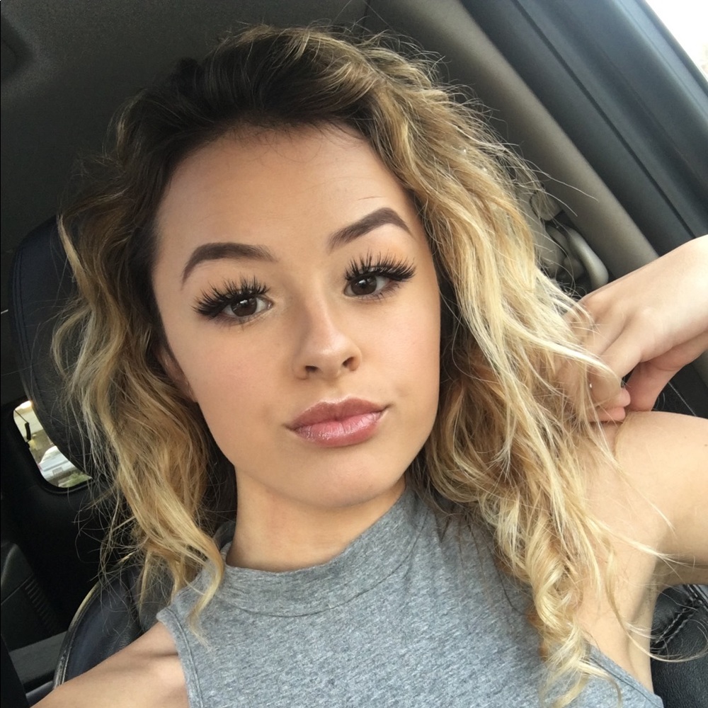 Meet your Posher, Mena